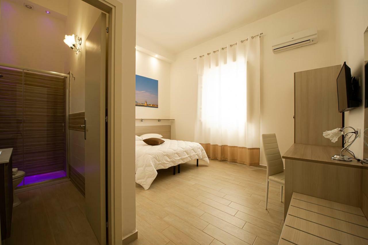 Sole Mare Sale Bed & Breakfast Torre Nubia Екстериор снимка