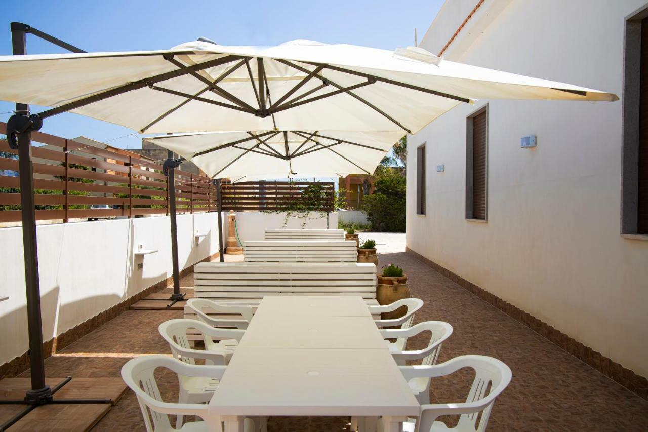 Sole Mare Sale Bed & Breakfast Torre Nubia Екстериор снимка